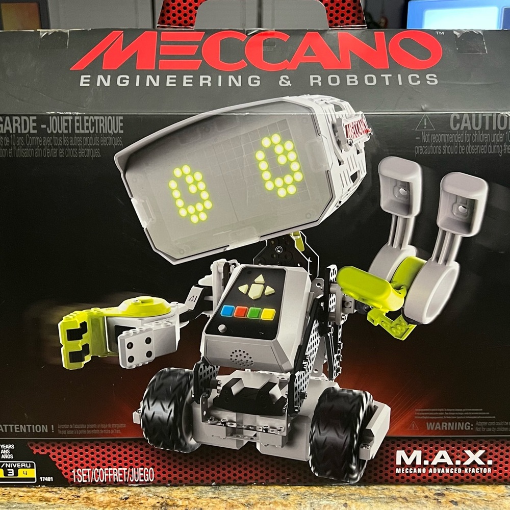 NIB Meccano-Erector – M.A.X Robotic Interactive Toy with Artificial Intelligence